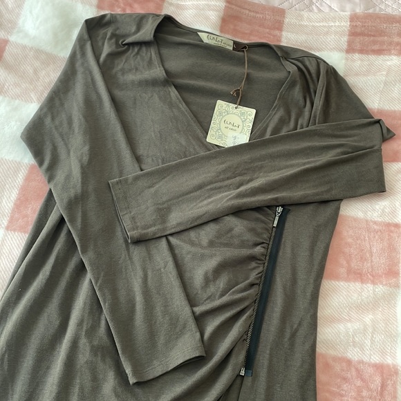 Olive asymmetrical zipped up long sleeved dress - Picture 2 of 5
